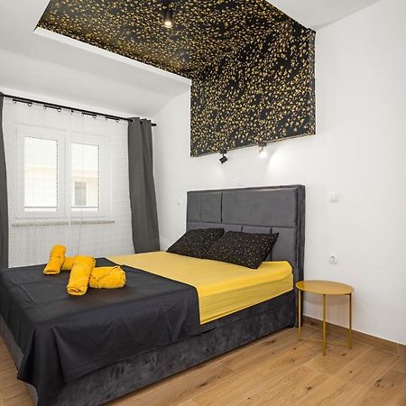 Luxury Apartments Lotus&Lovor Pula Exterior photo