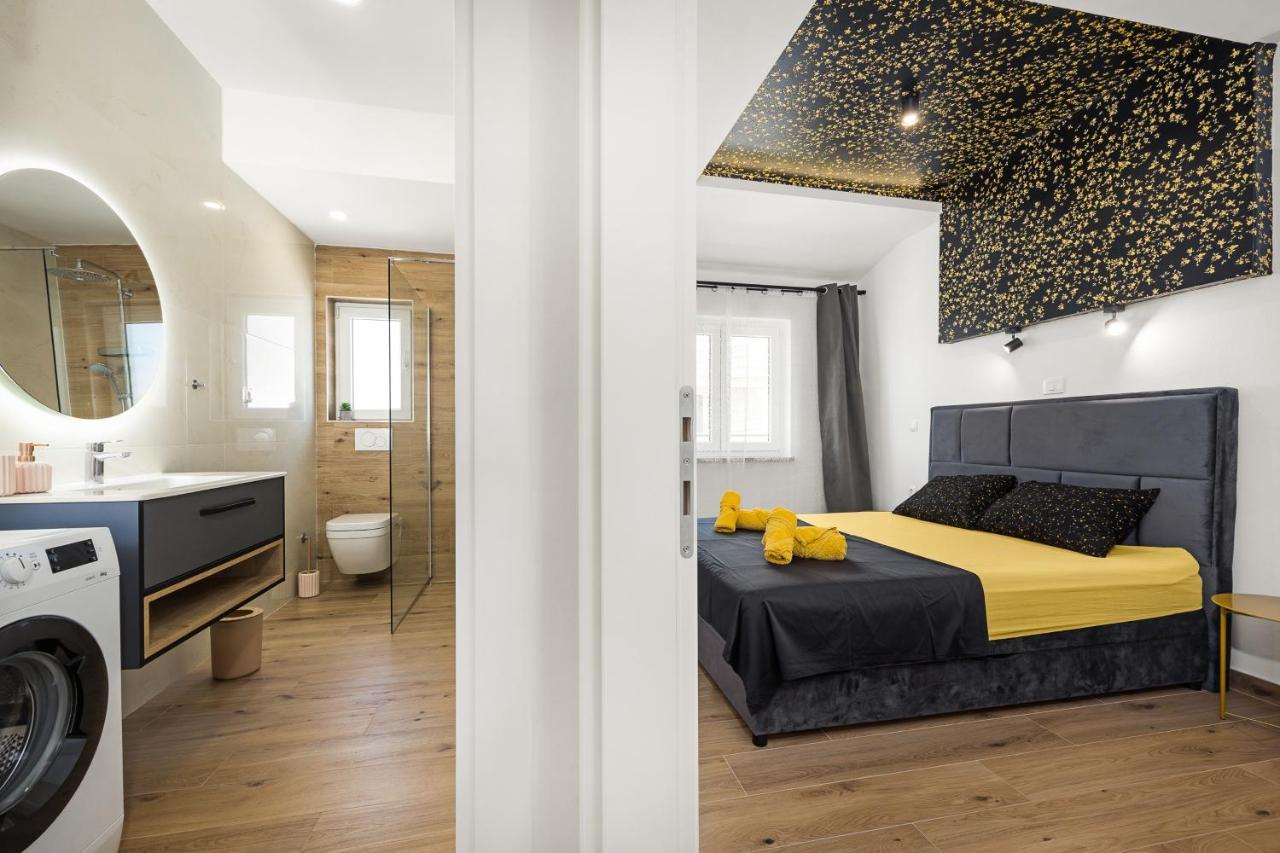 Luxury Apartments Lotus&Lovor Pula Exterior photo