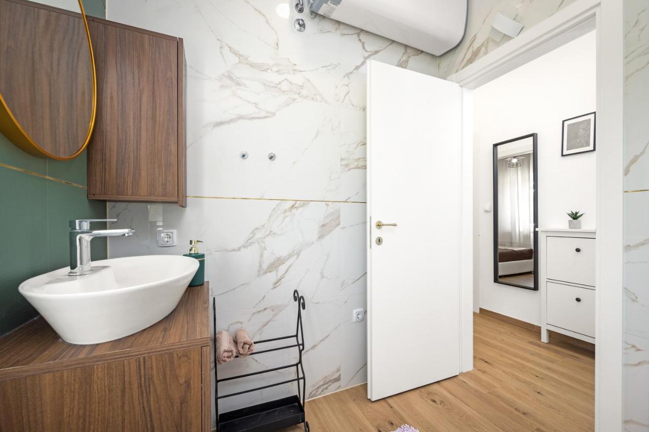 Luxury Apartments Lotus&Lovor Pula Exterior photo